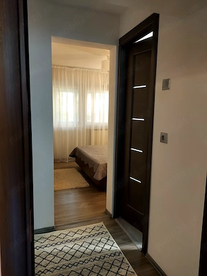 Vand  apartament  ultracentral 4 camere - imagine 10