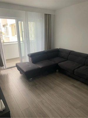 Inchiriez dau in chirie apartament 2 camere zona  Bucla - imagine 2