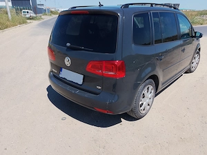 Volkswagen Touran 1.6 TDI, 1598 cm3, 105 CP, 134700 km - imagine 3