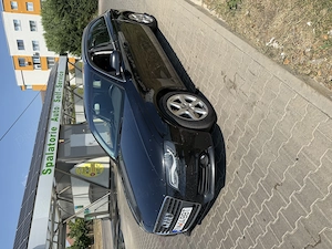 Audi a4 B8 2.0TDI mașina personală foarte întreținută  - imagine 2