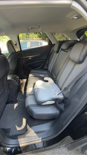 Peugeot 3008 Allure 1.2 PureTech 130 CP   Automată - imagine 6