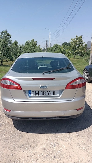 vând Ford Mondeo Mk4 an 2007 motor 1,8TDCI cu 200000km reali itp valabil mai 2027 - imagine 2
