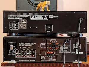 Jvc RX-554R. Receiver din vremuri de aur. Atenție la anunț ! Prețuri fixe. .
