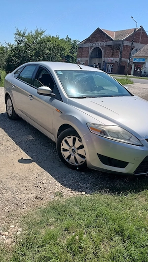vând Ford Mondeo Mk4 an 2007 motor 1,8TDCI cu 200000km reali itp valabil mai 2027 - imagine 7