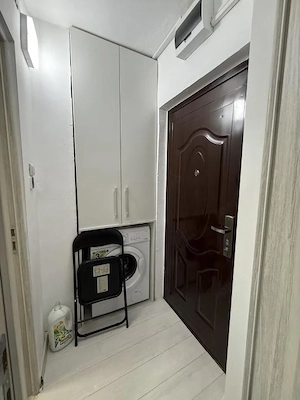 Apartament cu o camera, 20,5 mp + balcon, etaj 3 - Complexul Studentesc - imagine 5