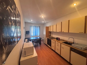 Spre inchiriere, casa cu 3 camere, intr-o zona linistita - imagine 3