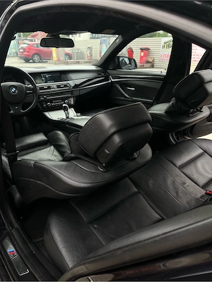 Se vinde BMW 520d F10, an fabricație 06.2011, înmatriculat în România. - imagine 7