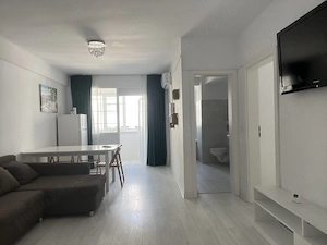 De vanzare apartament 3 camere