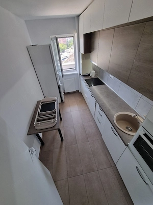 închiriez apartament 2 camere  - imagine 9