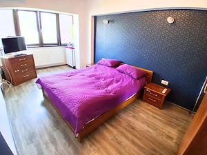 Apartament 3 camere, renovat complet, mobilat ,2 bai, et 3, situat pe mijloc, bloc pe cadre, Lukoil  - imagine 8