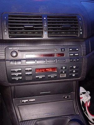 vând BMW e46 turing motor 1, 8 benzină  - imagine 2