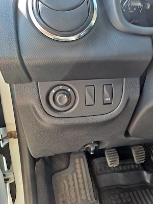 Dacia Sandero, 1.5dci, 2016, 160.000km - imagine 10