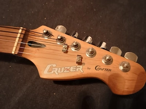 Chitară electrică stil Stratocaster