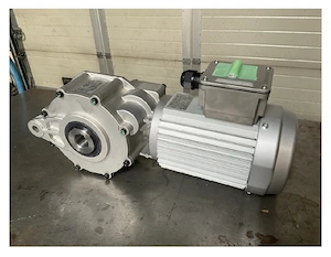Tsubaki Croise Motor CMFA 040 + Reductor     0.40 kW