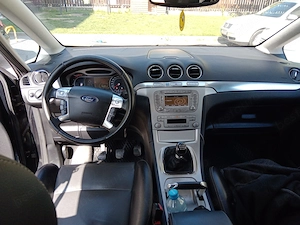  Vând Ford smax 2008 1.8 diesel  - imagine 4