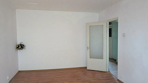 De vanzare apartament 3 camere zona Zimbrului - Crisan 