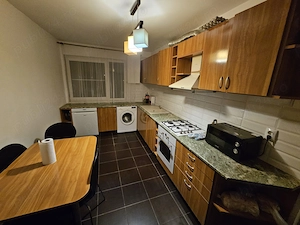 Apartament 4 camere, 2 bai - imagine 3