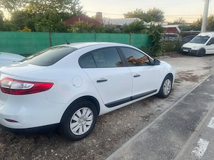 Vând Renault Fluence an fabricație 2010  - imagine 3