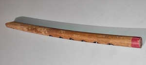 fluier din lemn lungime 35 cm   20 mm diametrul 