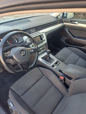 Volkswagen Passat b8 - imagine 6