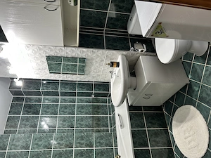 Inchiriez apartament cu 2 camere decomandat str Magheru etaj 1 - imagine 9