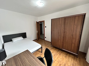 Inchiriez apartament cu 2 camere decomandat str Magheru etaj 1 - imagine 7
