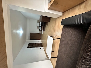 Inchiriez apartament cu 2 camere decomandat str Magheru etaj 1 - imagine 2