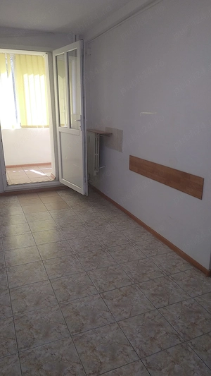 Vanzare apartament parter Bulevardul Ferdinand 61 Constanta(iesire directa la bulevard) - imagine 6