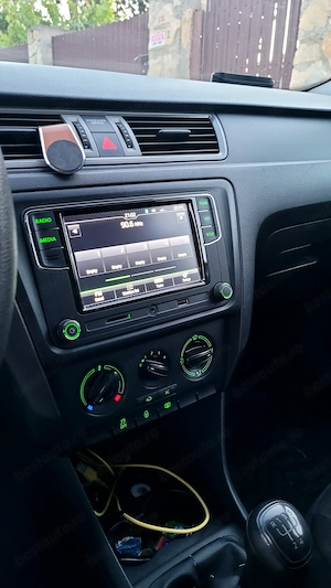Vând Skoda Rapid 1.6 TDI  - imagine 8