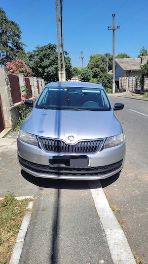 Vând Skoda Rapid 1.6 TDI  - imagine 4
