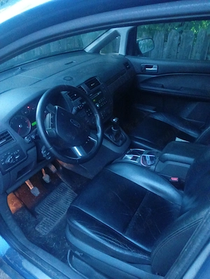 Vând FORD Cmax 1.6 tdci 2005 - imagine 3