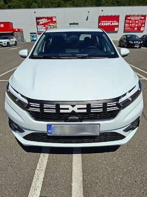 Vând Dacia Logan 