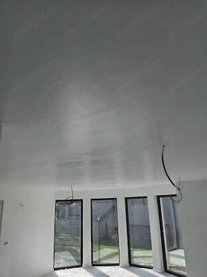Căutați Meseriași??? Punem gresie, faianță,parchet, decorativa orice dorești clientul!