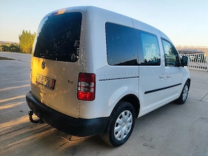 Volkswagen Caddy 1.6Diesel 2013 Persoane 5 locuri 2 uși laterale culisante - imagine 5