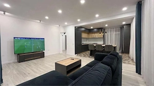 Închiriez apartament 3 camere, ultramodern, etaj retras , terasă mare