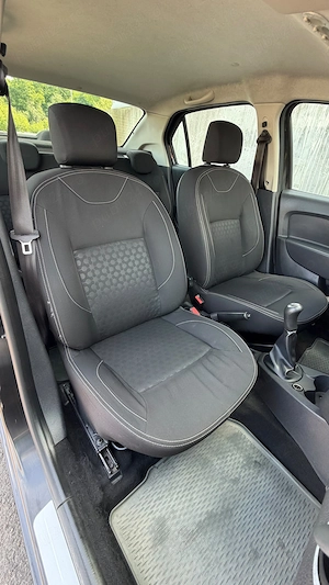 Dacia Logan 2  0.9 GPL - imagine 8
