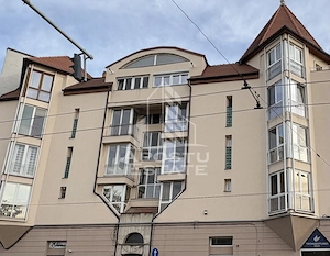 Vedere superbă spre Parcul Botanic, apartament 3 camere, Piața Unirii