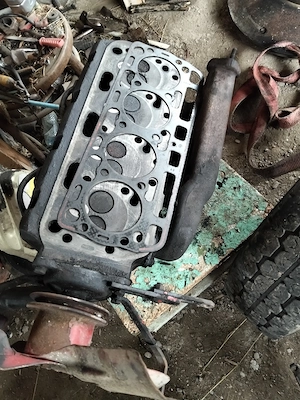 Motor tractor mcormic 