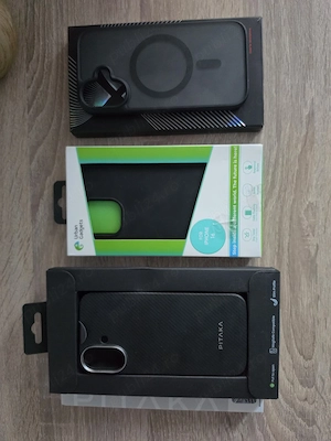 Husa Pentu  Iphone 16 Pitaka Torras Urban Gadgts