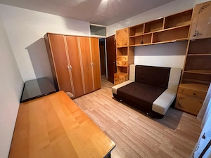 Închiriez Ap 3 camere  - imagine 2