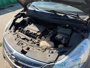 Opel Corsa 1.4 Benzina avariat (copact cazut peste ea) - imagine 5