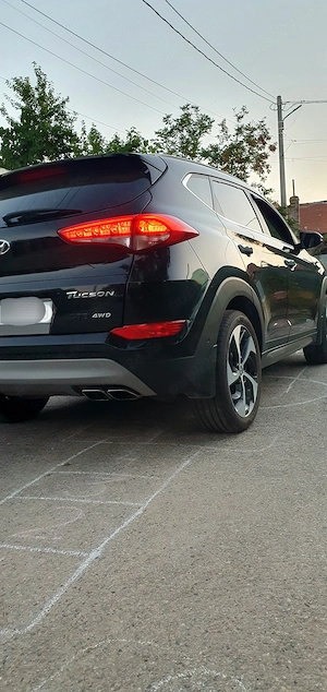 Vând Hyundai Tucson 1.6,benzina, 2016 - imagine 2