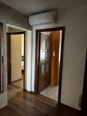 PF închiriaz apartament cu 3 camere, decomandat - imagine 5