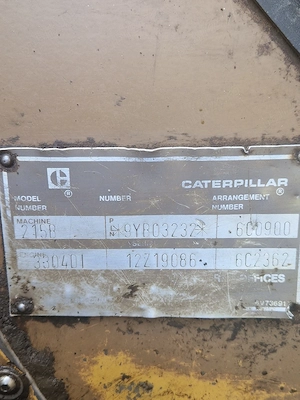 Excavator Caterpillar - imagine 3
