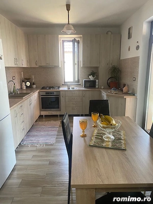 Casa Mosnita Veche toate utilitatile , strada asfaltata - imagine 3