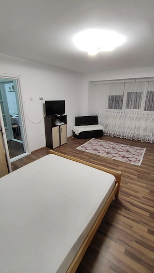 Inchiriez garsoniera Braila Sos. Comunarzi aproape de Penny Buzaului - imagine 9