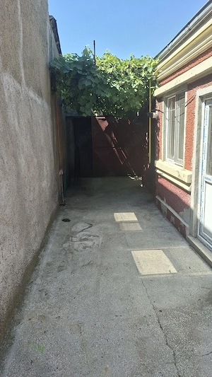 De vanzare casa cu teren fara agentii