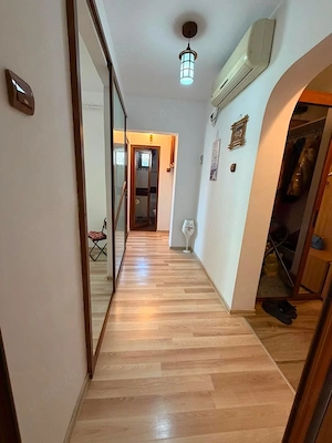 VAND apartament 2 camere OBOR - imagine 7