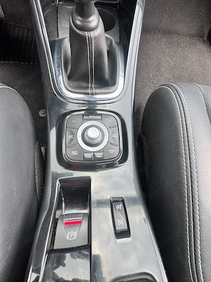 Vand Renault Megane III Bose Edition dCi 130 - imagine 6