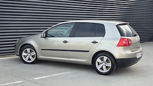 Vw Golf 5 1.4 Benzină An 2005 - imagine 3